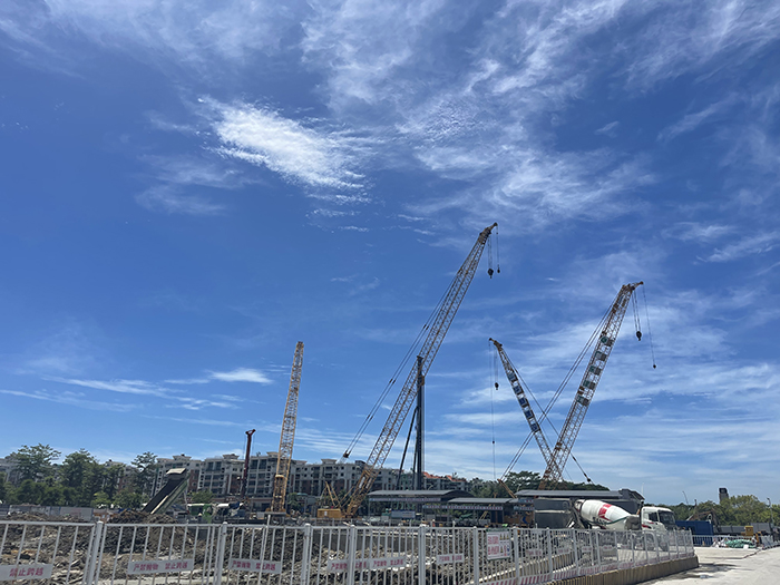 【全球之履】cq9电子履带起重机“兄弟团“助建大湾区“一小时交通圈”建设