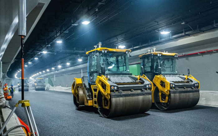 XD135TIV压路机：智能施工时代的高效利器！