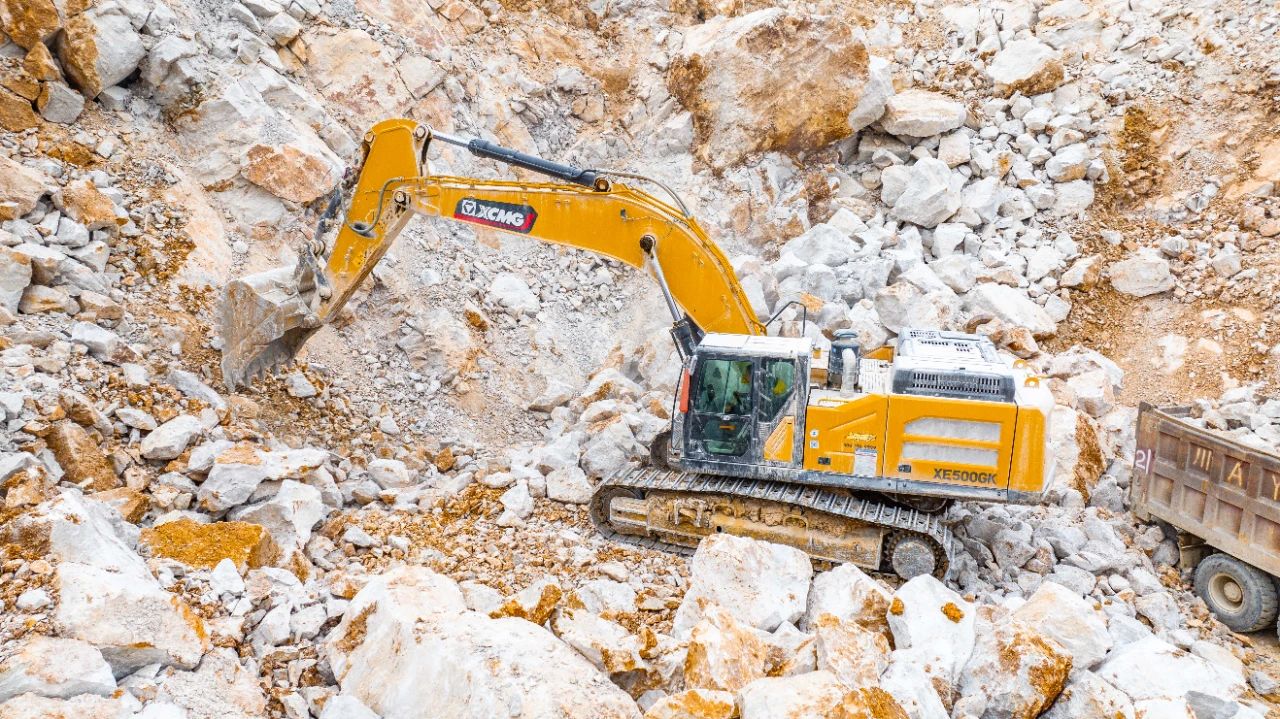 有XE500GK“坐镇”矿山，让我在事业发展上更有底气！