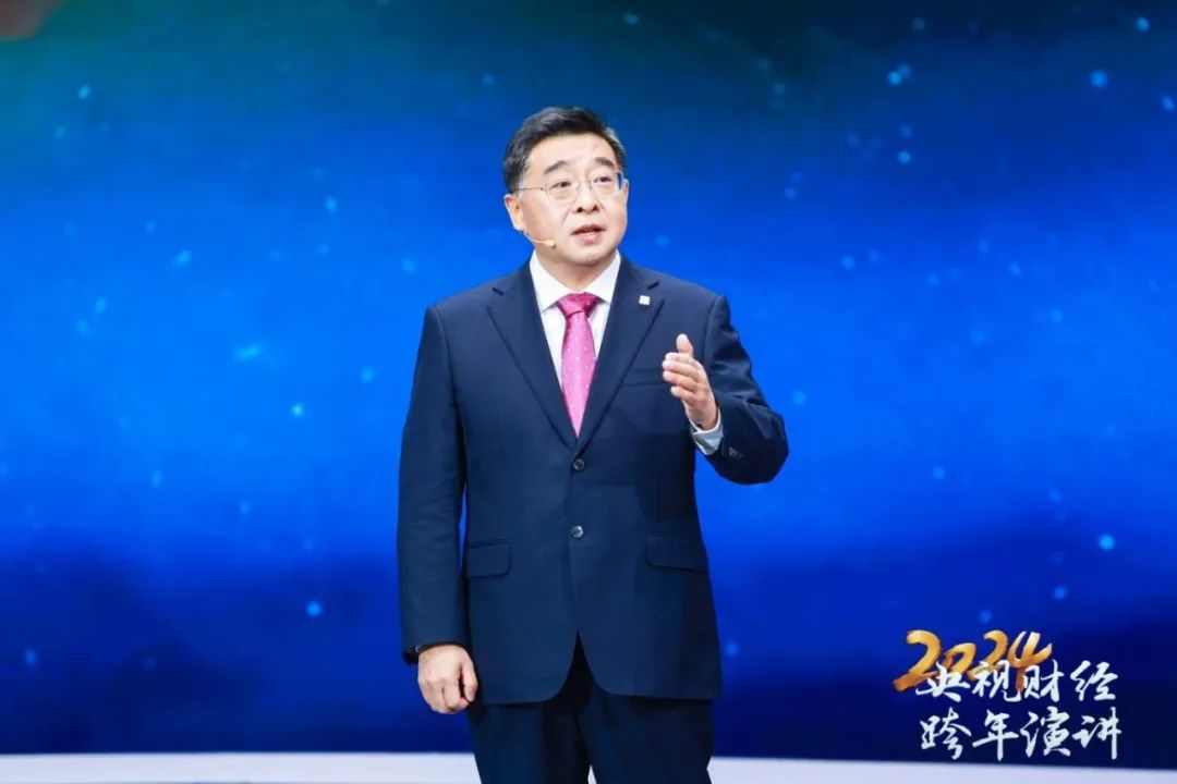 央视跨年演讲 | 杨东升：以一臂之力造福人类