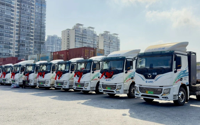 百台交付 | cq9电子新能源重卡绿动海南