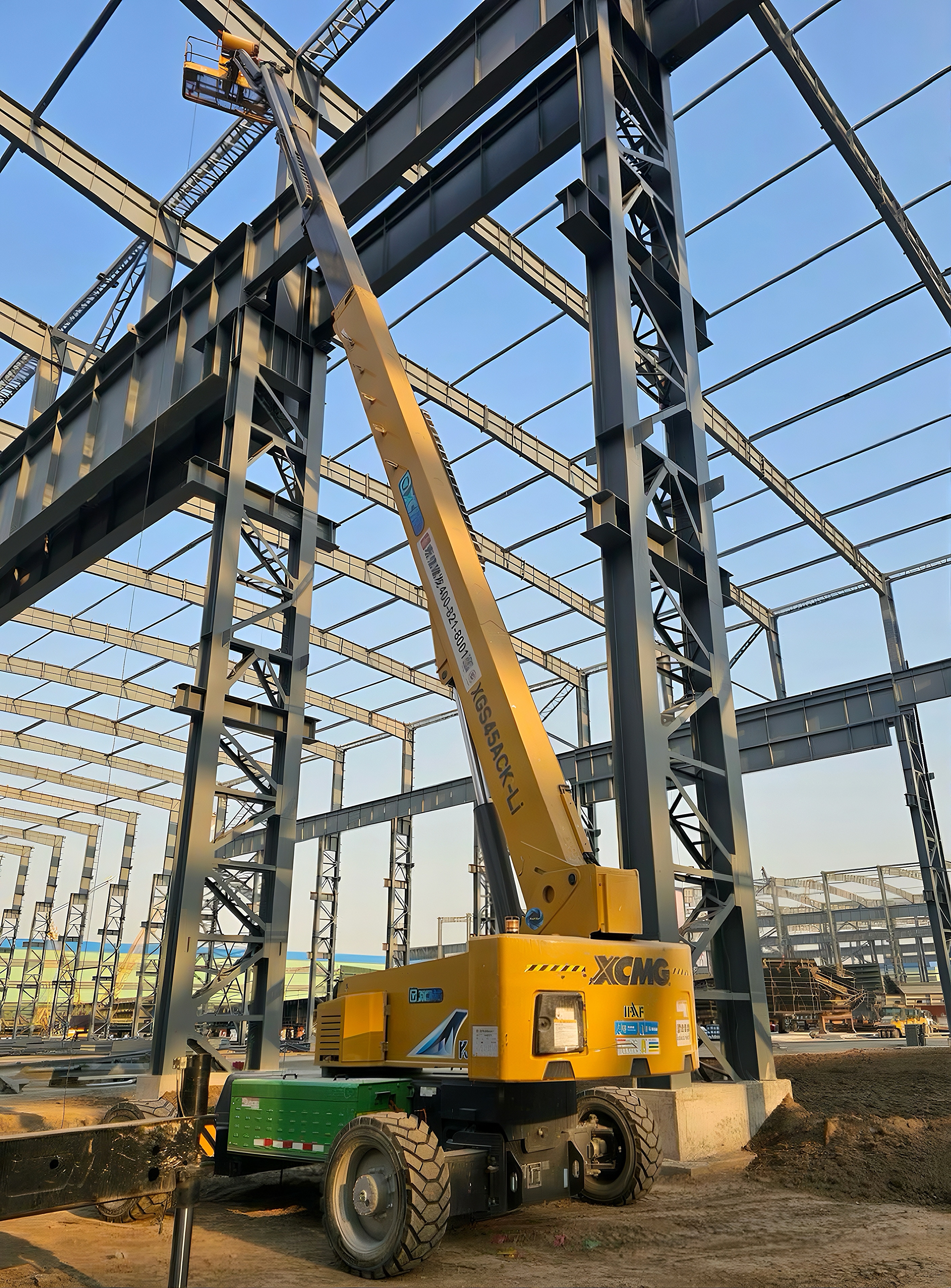 直冲云霄！cq9电子电动“擎天柱”助力江苏新时代造船车间“智”造升级