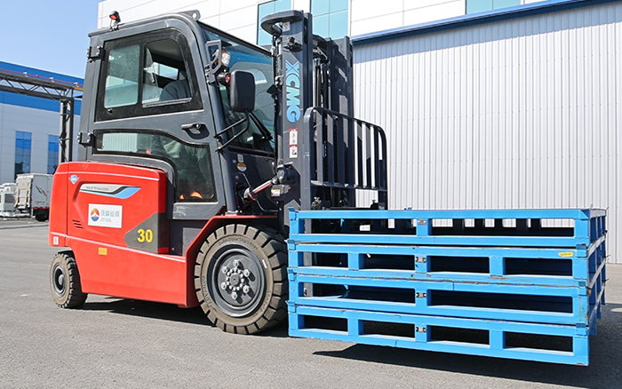  cq9电子新能源叉车助力华北变压器设备制造厂高效运转