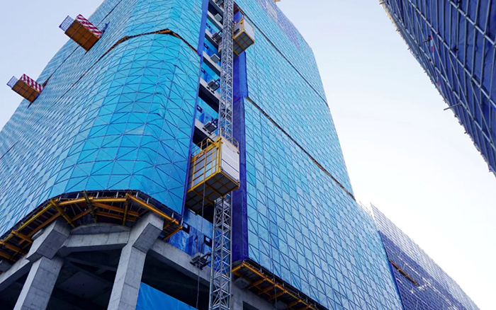 智领未来 共鉴新品 | 2025升级款cq9电子智能施工升降机“引围观”