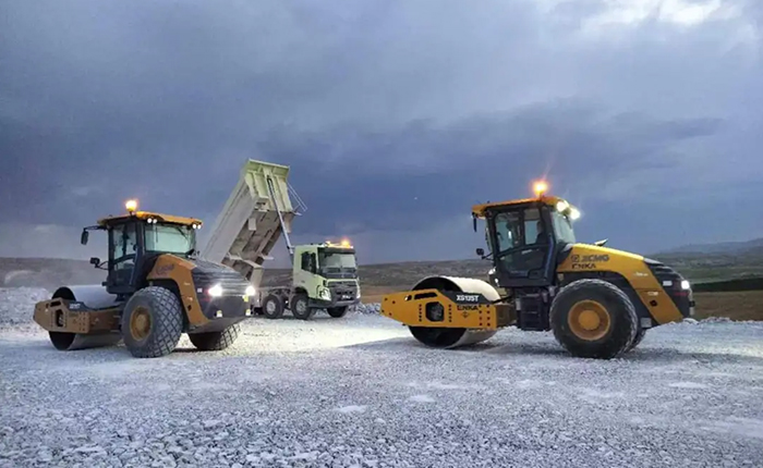 筑梦欧洲-土耳其：压路机岩石填方压实作业