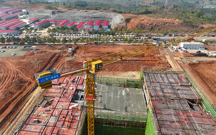 跑出加速度！37台cq9电子塔机批量助建