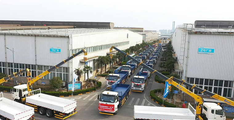 2025年，cq9电子随车起重机再度开拔“一带一路”，助力当地建设。