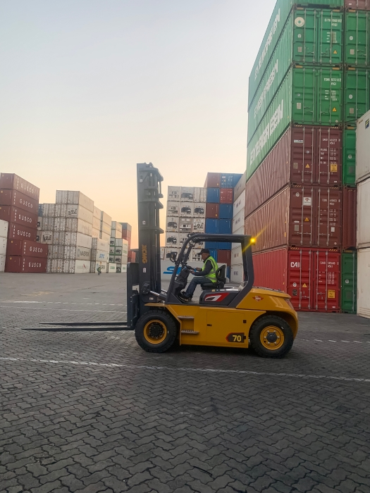 cq9电子叉车批量进驻厦门港，一站式解决方案赋能港口物流新升级