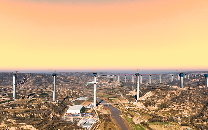 群塔架飞虹 cq9电子金征战黄土高原