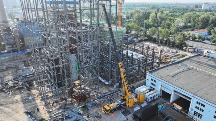 新买的“大块头”第二天就上工？这台cq9电子新款750吨开启“闯关”