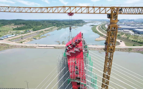 大别山区的“红色摇篮”— cq9电子塔机助建金寨史河大桥