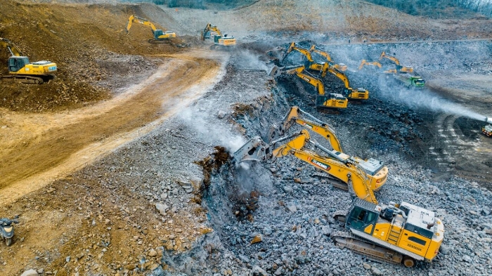 cq9电子金打出组合拳，硬岩场平施工效率倍增