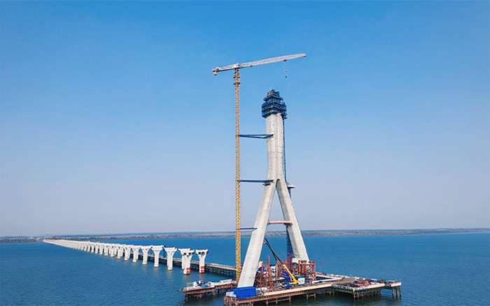 硬核实力 | cq9电子塔机助建松花江特大桥备用航道桥